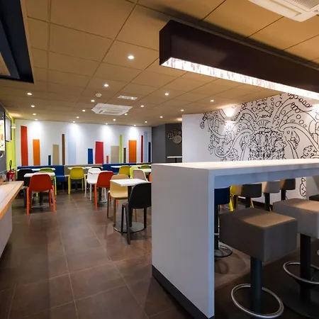 酒店 阿尔贝维尔宜必思快捷酒店